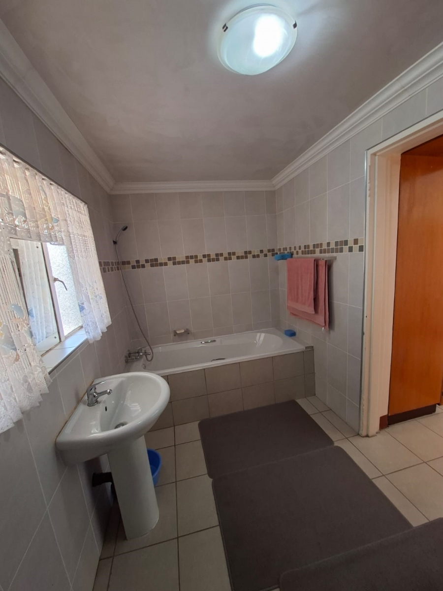 3 Bedroom Property for Sale in Orkney North West